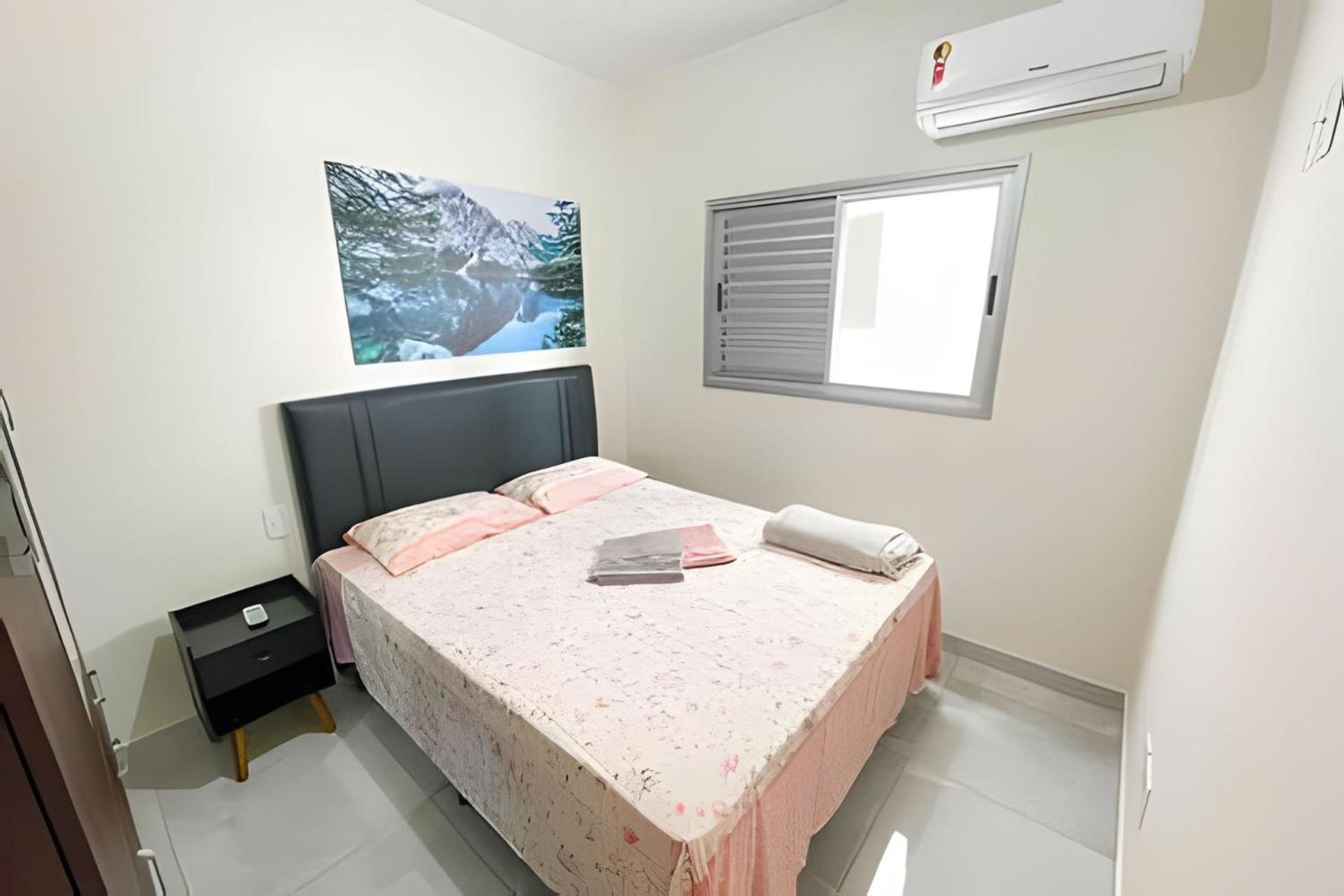 202- Apartamento De 2 Quartos Para Ate 5 Hospedes Patos de Minas Εξωτερικό φωτογραφία